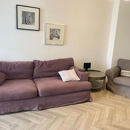 Tamuna'S Cozy Apartment バトゥーミ エクステリア 写真